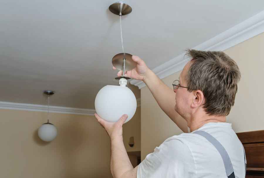 professional Pendulum Light installation