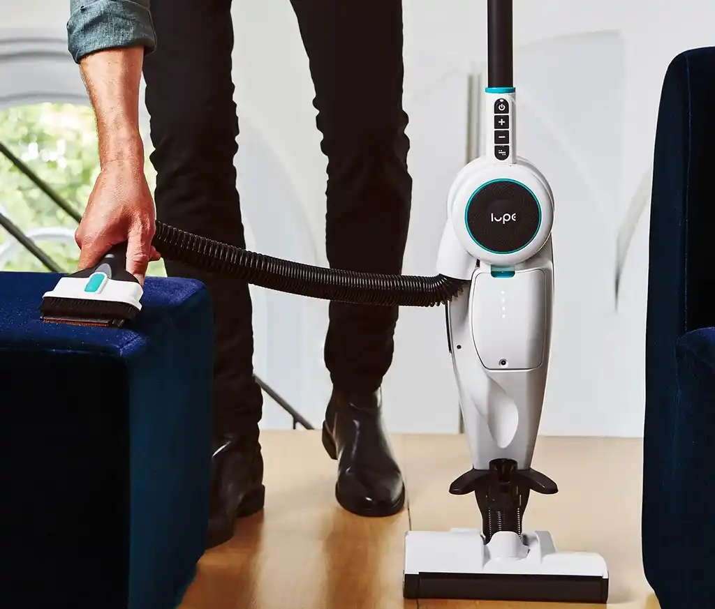 Lupe Pure cordless vacuum cleaner